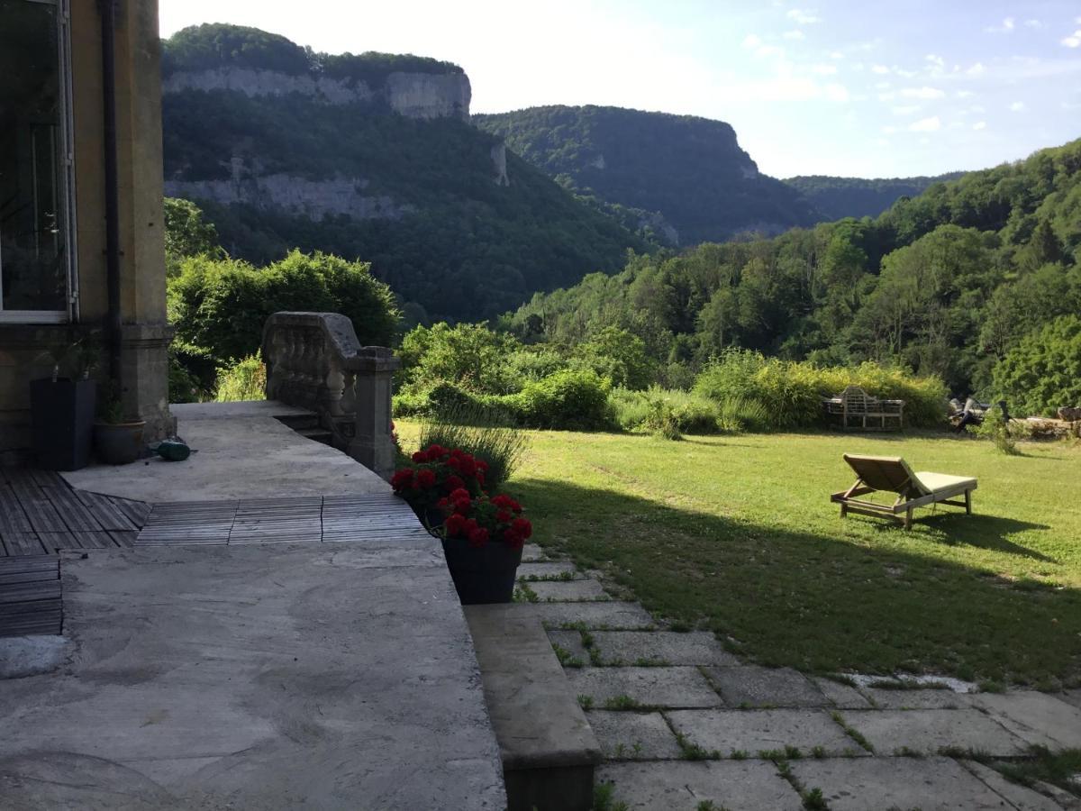 Villa Meyriem Mouthier-Haute-Pierre Exterior photo